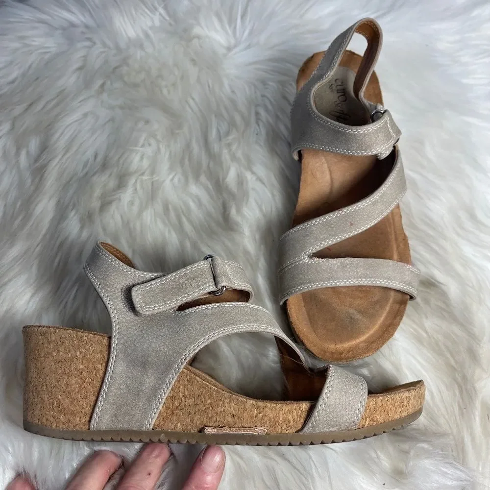 Euro Soft By‎ Soft Elda Tan Suede Cork Wedge Sandals Sz 8